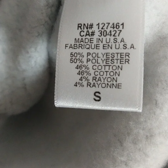 NWT Wildfox  Reality Continues To Ruin My Life Sweatshirt Crew Neck Size Small - Picture 10 of 11